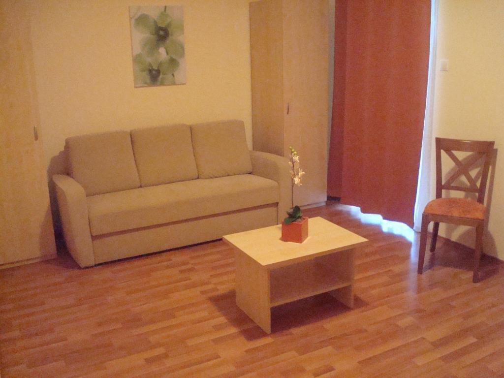 Carpe Diem Apartment Hajdúszoboszló الغرفة الصورة