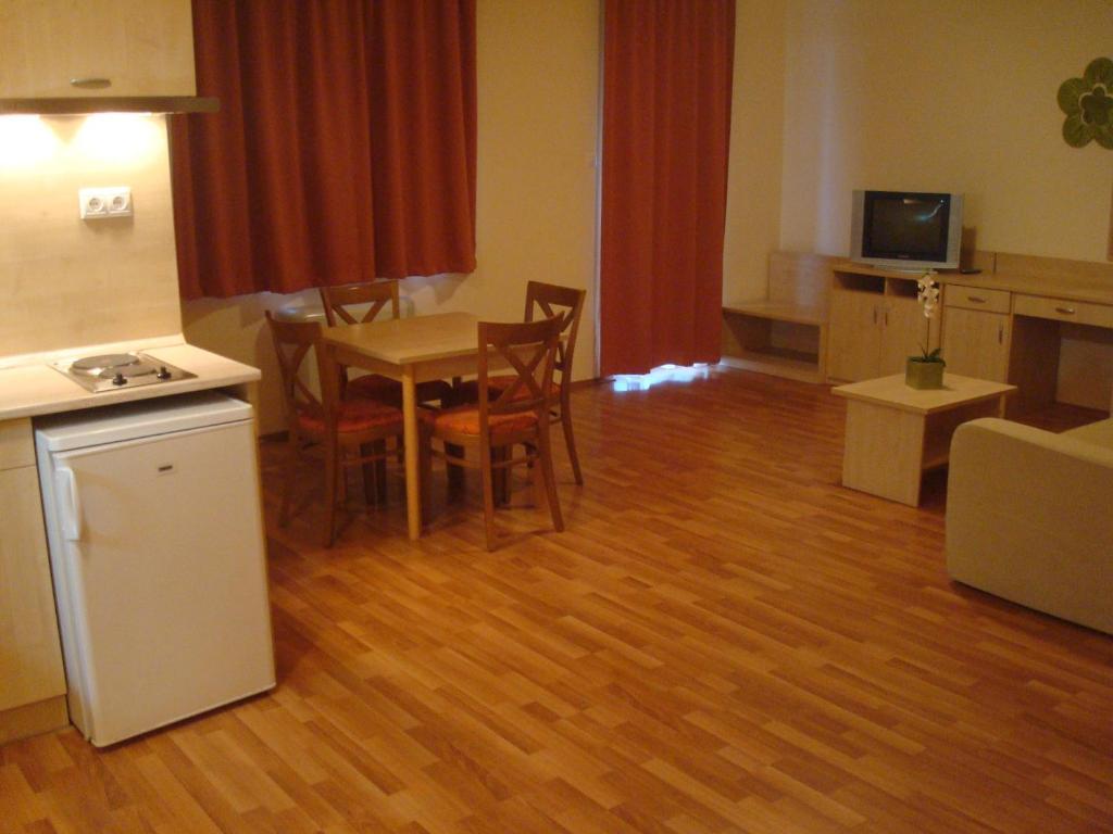Carpe Diem Apartment Hajdúszoboszló الغرفة الصورة